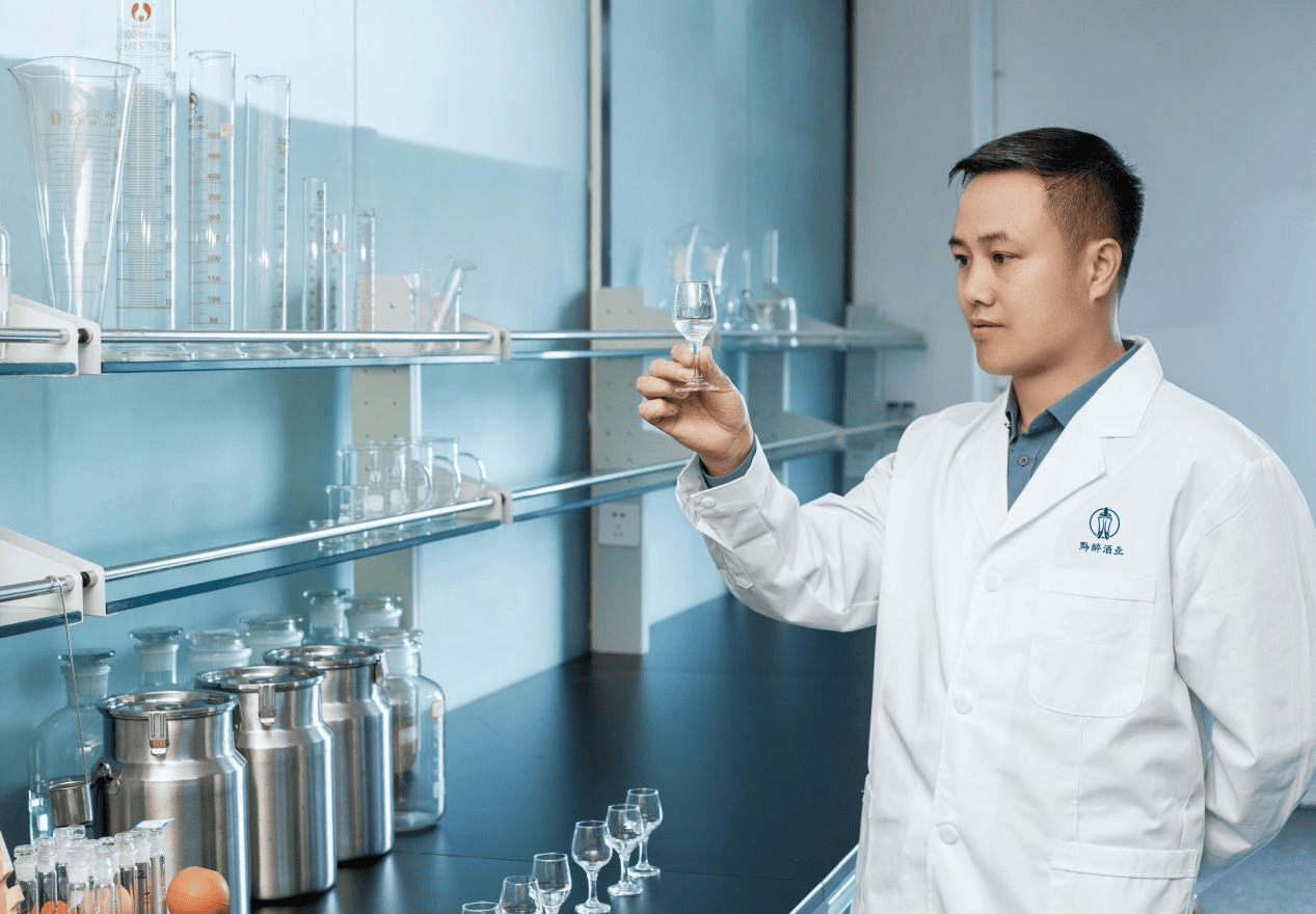 黔醉酒業(yè)總工程師趙仕蛟 | 二十九載奮斗不輟，農(nóng)家少年終成不凡工匠